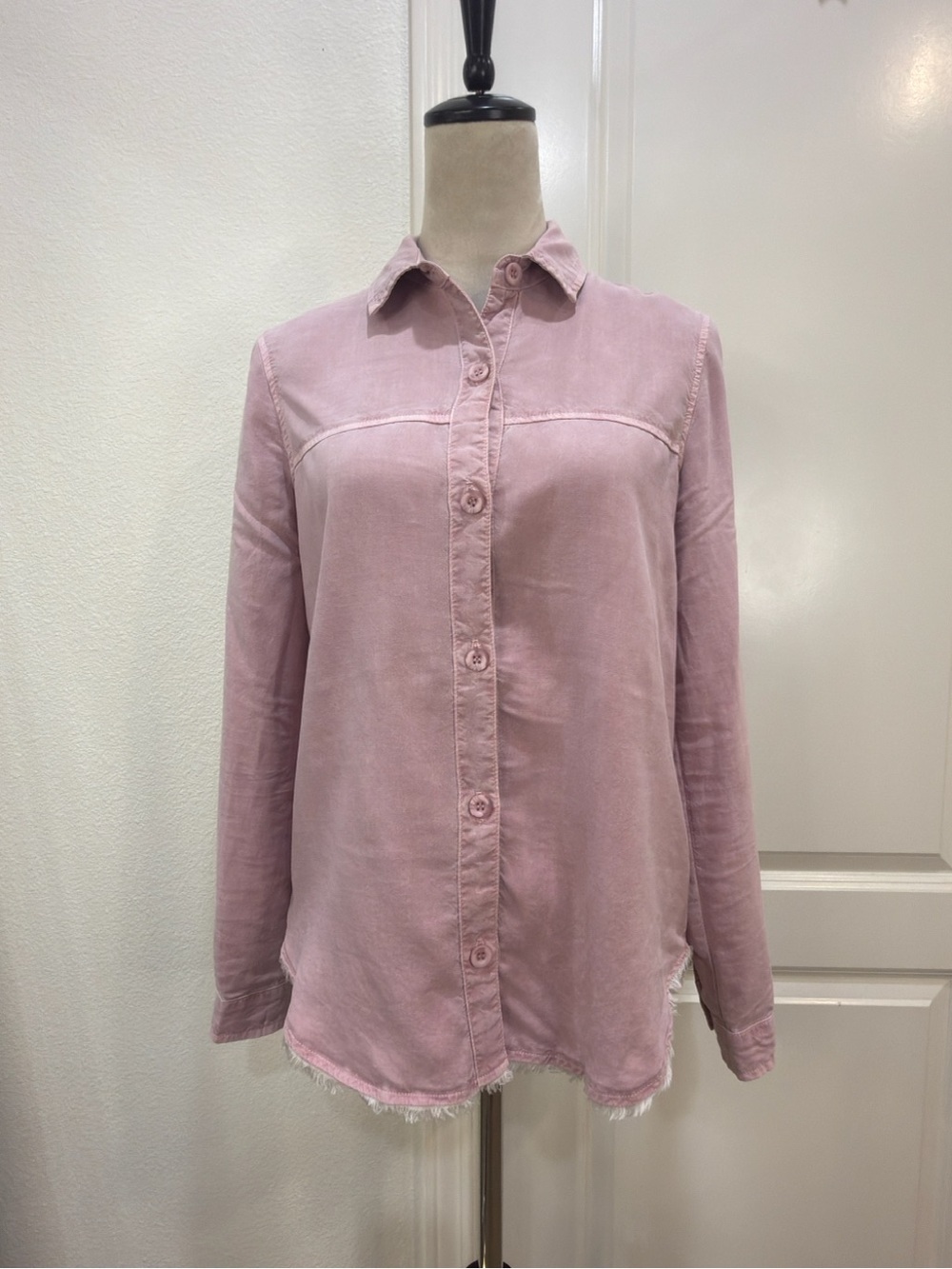 Bella Dahl Dusty Pink Button-Down Collared Shirt